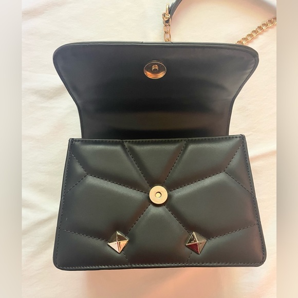NWOT Faux leather studded bag - Picture 3 of 6